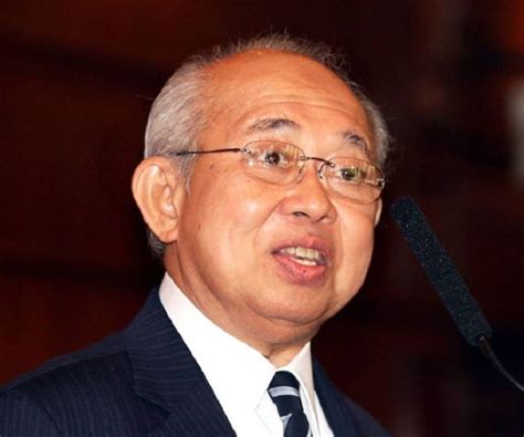 tengku razaleigh hamzah.